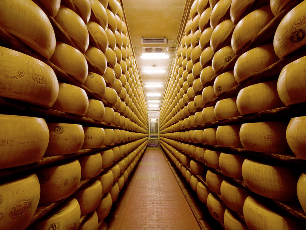ITS__0003_Parmiggiano Reggiano aging room