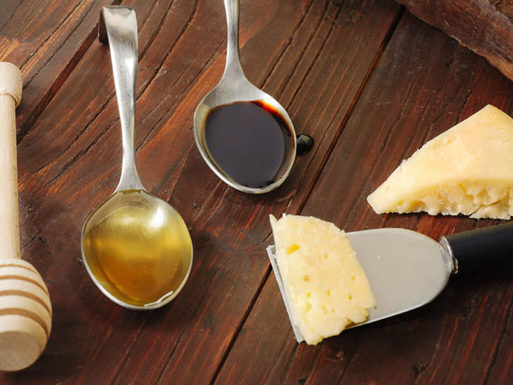 ITS__0011_4a0b67formaggio_aceto_balsamico