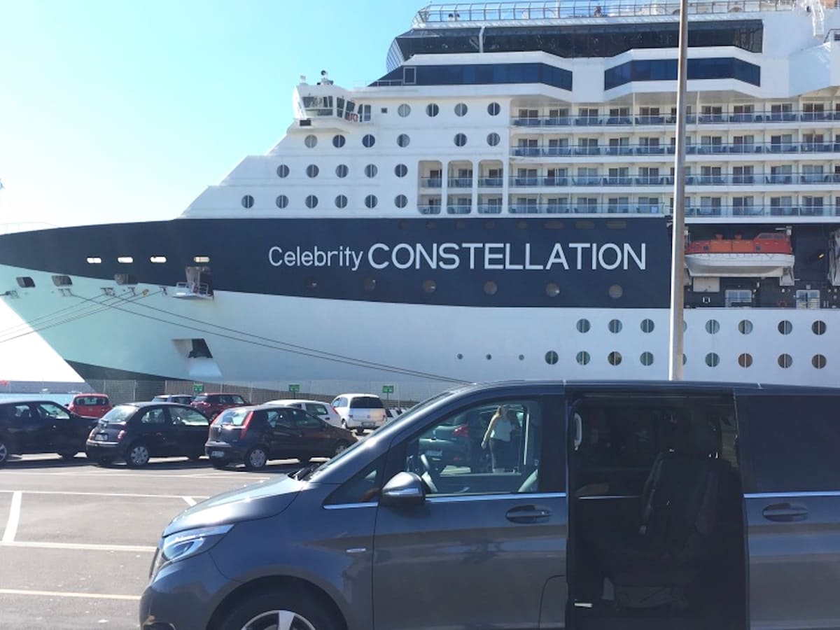 ITS__0008_Cruise and Minivan Mercedes