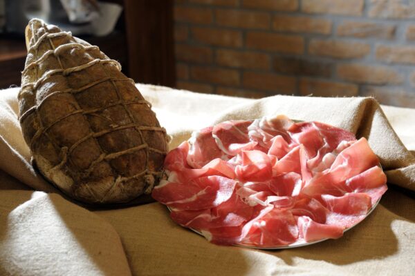 its-italy-in-a-glass-17-culatello-di-zibello-traditional